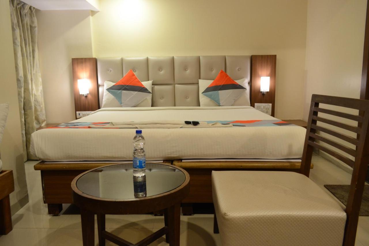 Hotel Aishwarya Residency Νάβι Μουμπάι Εξωτερικό φωτογραφία