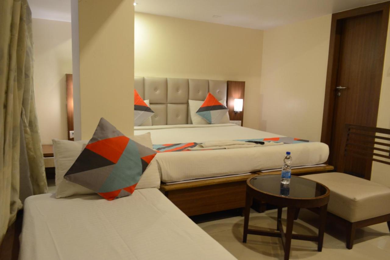 Hotel Aishwarya Residency Νάβι Μουμπάι Εξωτερικό φωτογραφία