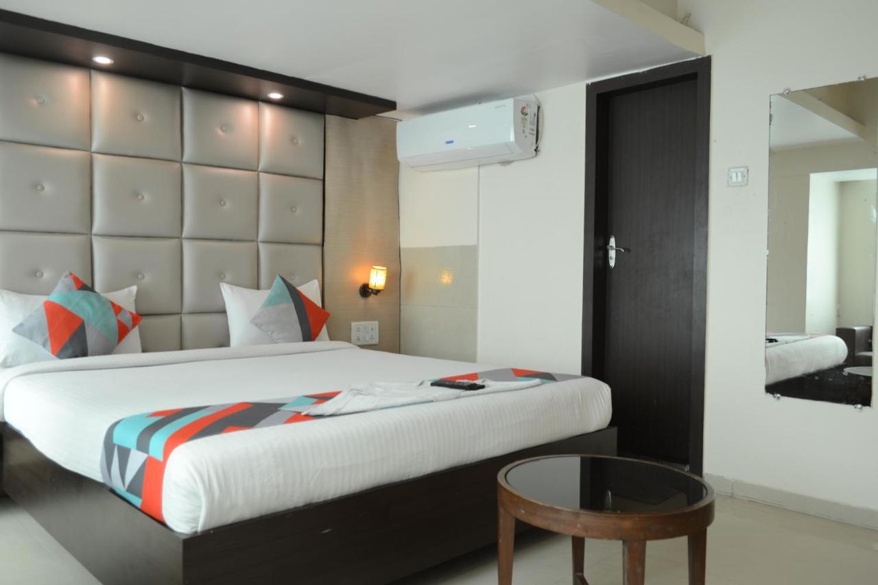 Hotel Aishwarya Residency Νάβι Μουμπάι Εξωτερικό φωτογραφία
