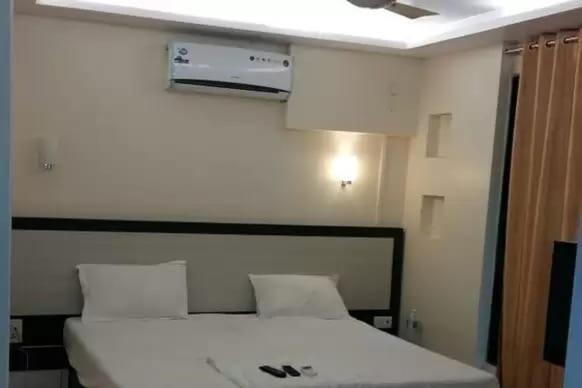 Hotel Aishwarya Residency Νάβι Μουμπάι Εξωτερικό φωτογραφία